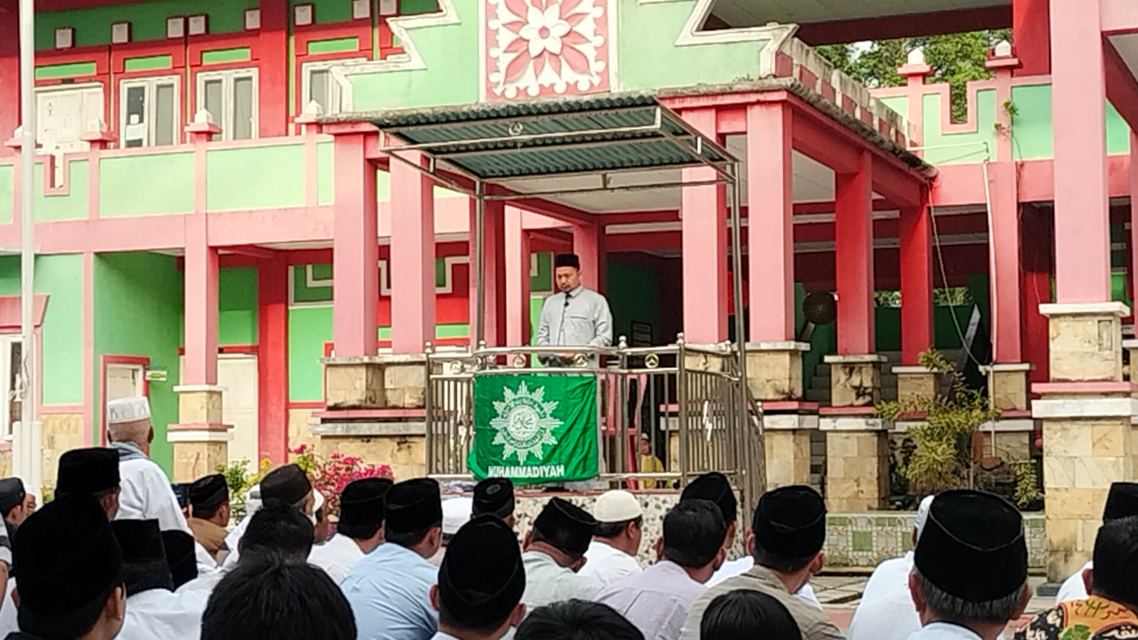 Salat Idul Adha, Warga Muhammadiyah Mukomuko Padati Masjid dan Lapangan Terbuka