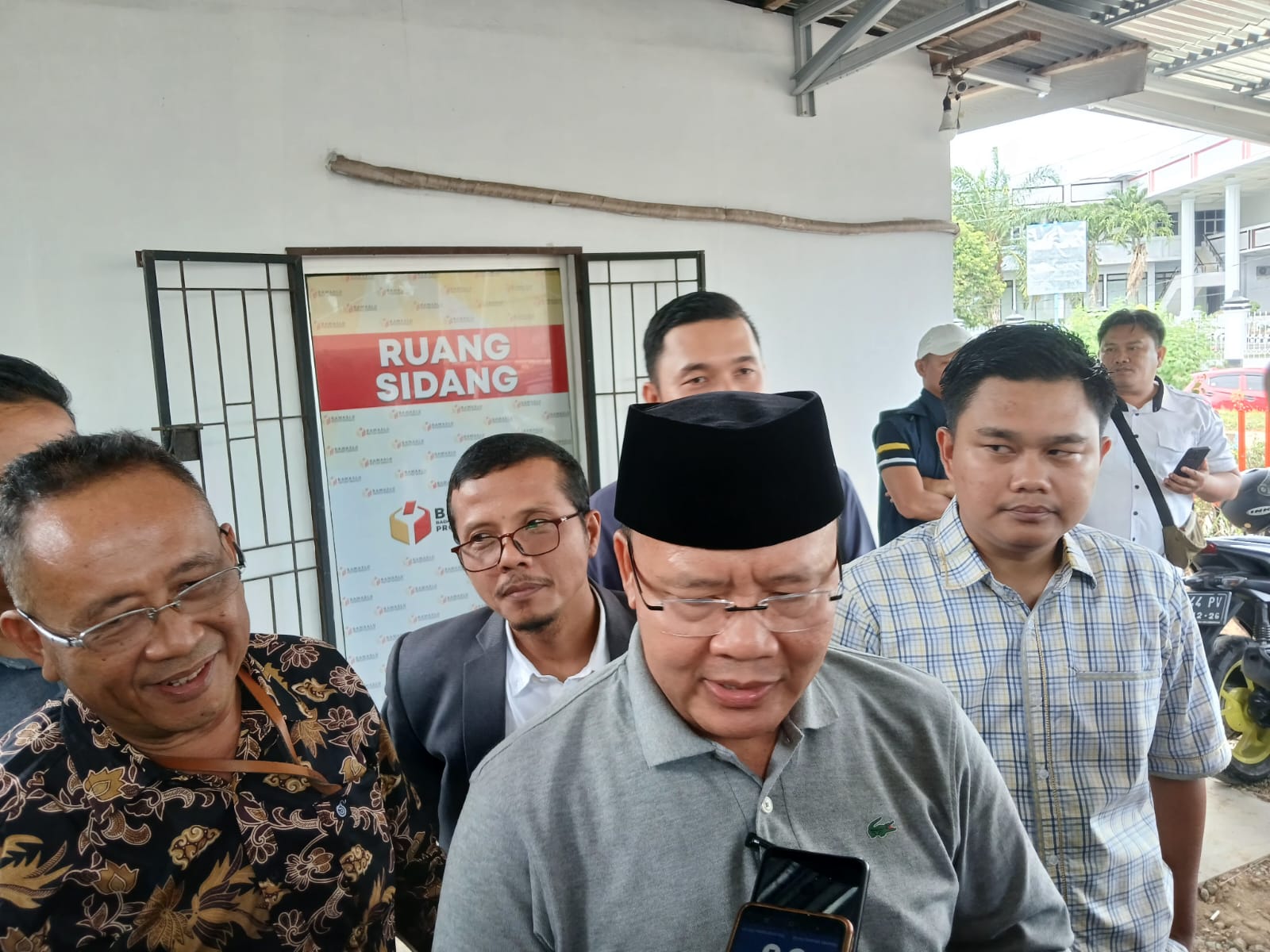 Cagub Nomor Urut 2 Rohidin Mersyah, Penuhi Undangan Klarifikasi Bawaslu Dugaan Money Politik