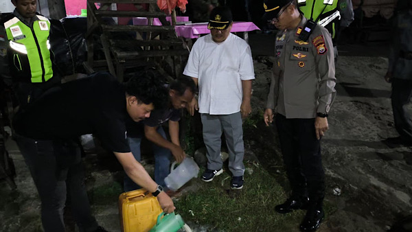 Abaikan Imbauan, 2 Pemilik Warung Tuak di Pasar Minggu Bengkulu Diamankan