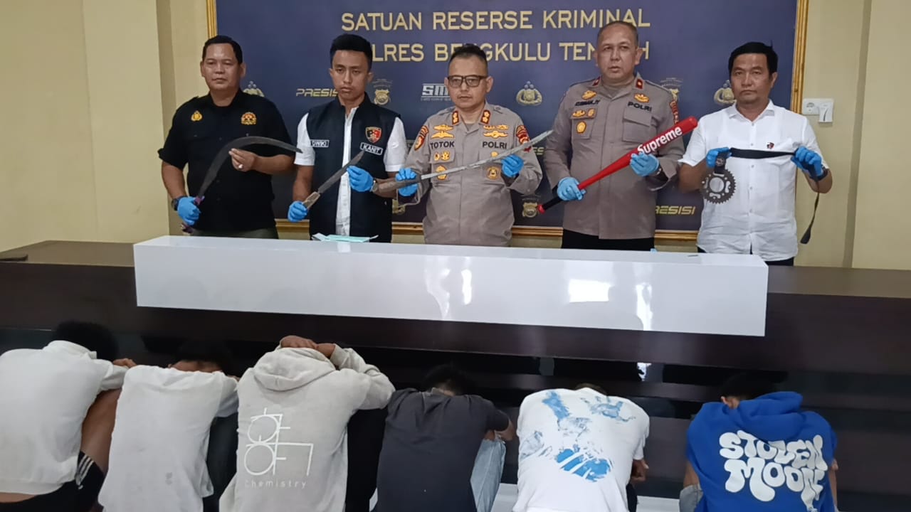 6 Remaja Terlibat Tawuran dan Kepemilikan Senjata Tajam Diringkus Polisi