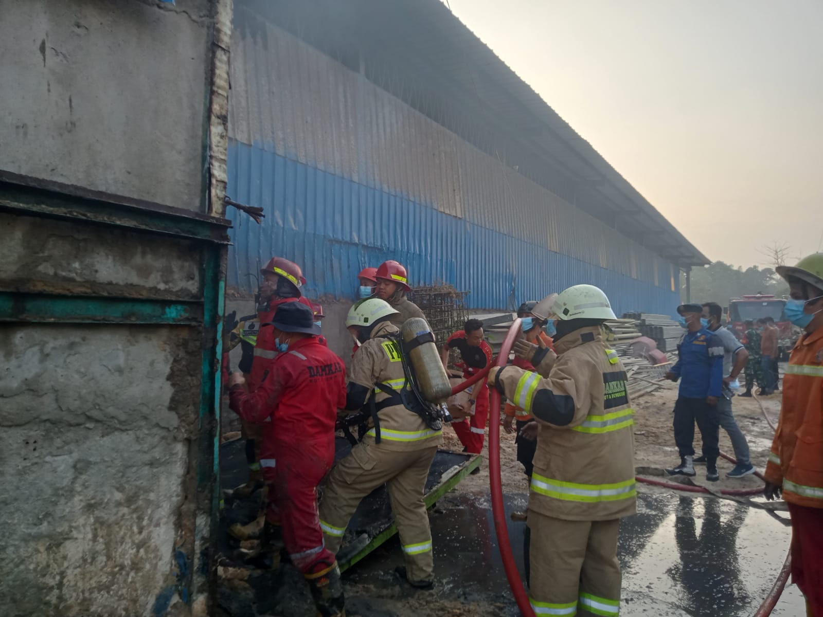 Pabrik Pengolahan Kayu di Betungan Terbakar, Selasa Sore