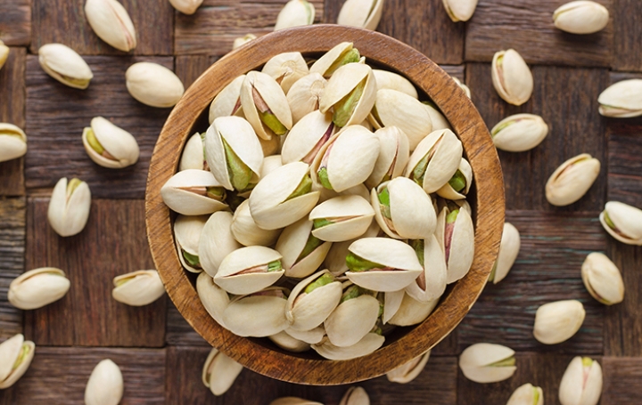 Sangat Berbahaya! Ini 7 Efek Samping Konsumsi Kacang Pistachio Secara Berlebihan