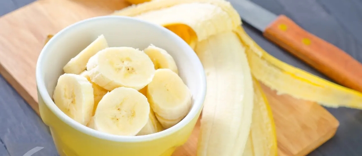 Pecinta Pisang Wajib Tahu, Ini Efek Samping Konsumsinya Secara Berlebihan 