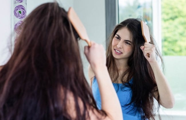 Ternyata Ini Penyebab Terjadinya Rambut Mengembang, Apa Saja?