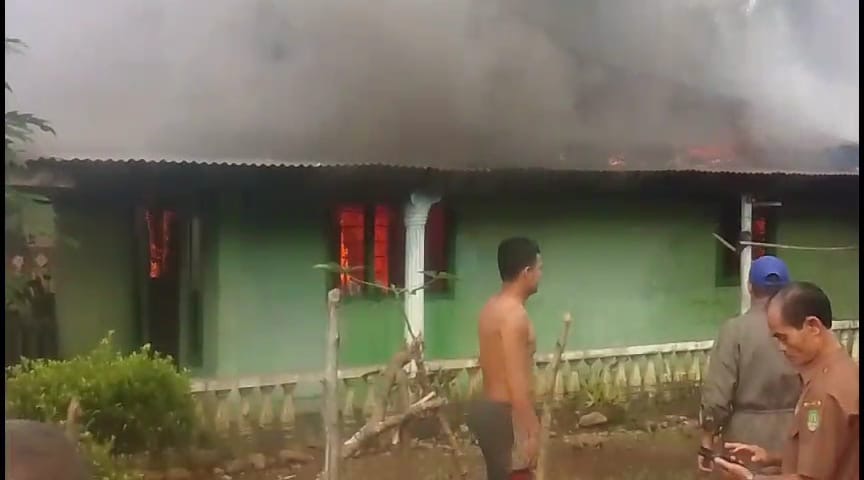 Kebakaran Hanguskan Rumah Warga Desa Karang Tinggi, Diduga Korsleting Listrik
