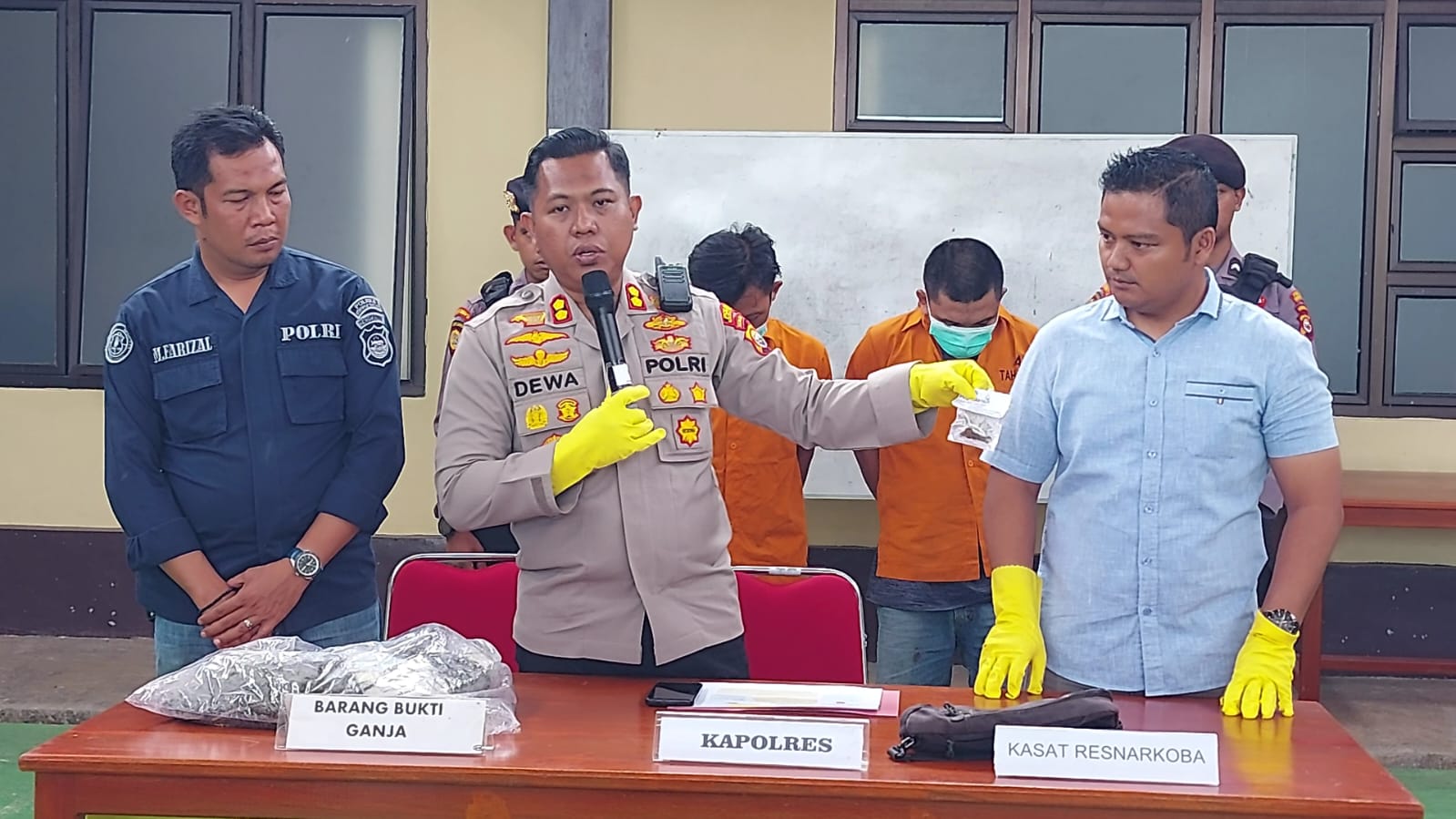 Polisi Gagalkan Peredaran Ganja Ratusan Gram di Bengkulu Tengah