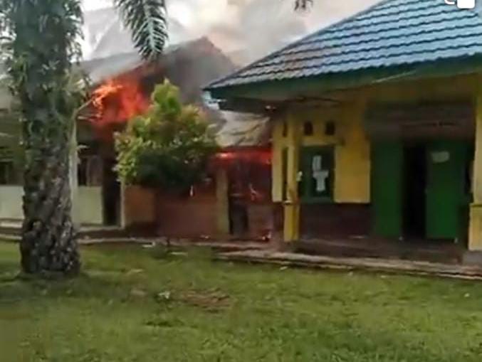 Gedung SDN 107 Kaur Terbakar Saat Hari Pencoblosan