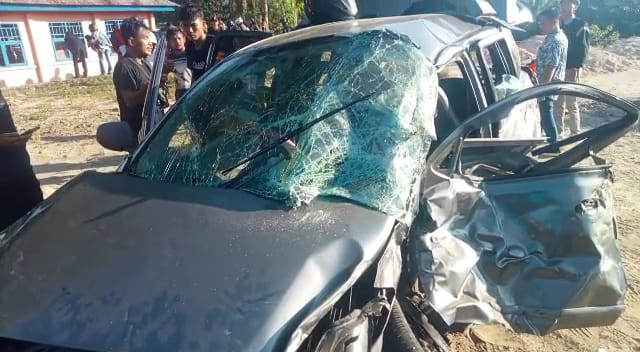 Kecelakaan di Seluma, 2 Mobil Rusak Parah, 1 Pengendara Dilarikan ke Rumah Sakit