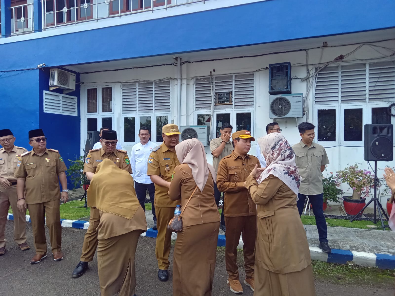Walikota Bengkulu Pimpin Apel Hari Pertama Masuk Kerja Pasca Libur Lebaran