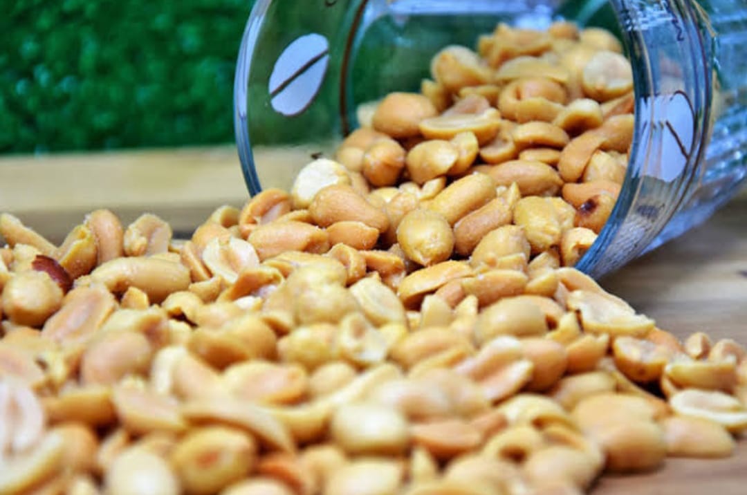 4 Cara Mudah Agar Kacang Bawang Tetap Renyah, Anti Melempem!