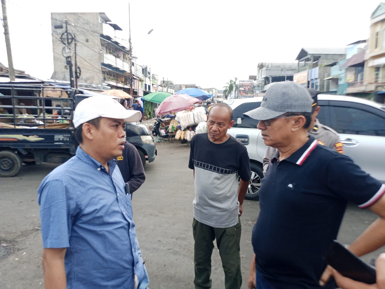 Pemkot Bengkulu Imbau PKL Pasar Panorama Bereskan Lapak yang Makan Bahu Jalan