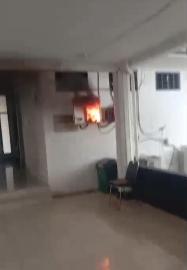 Rumah Dinas Bupati Bengkulu Selatan Nyaris Terbakar Akibat Korsleting