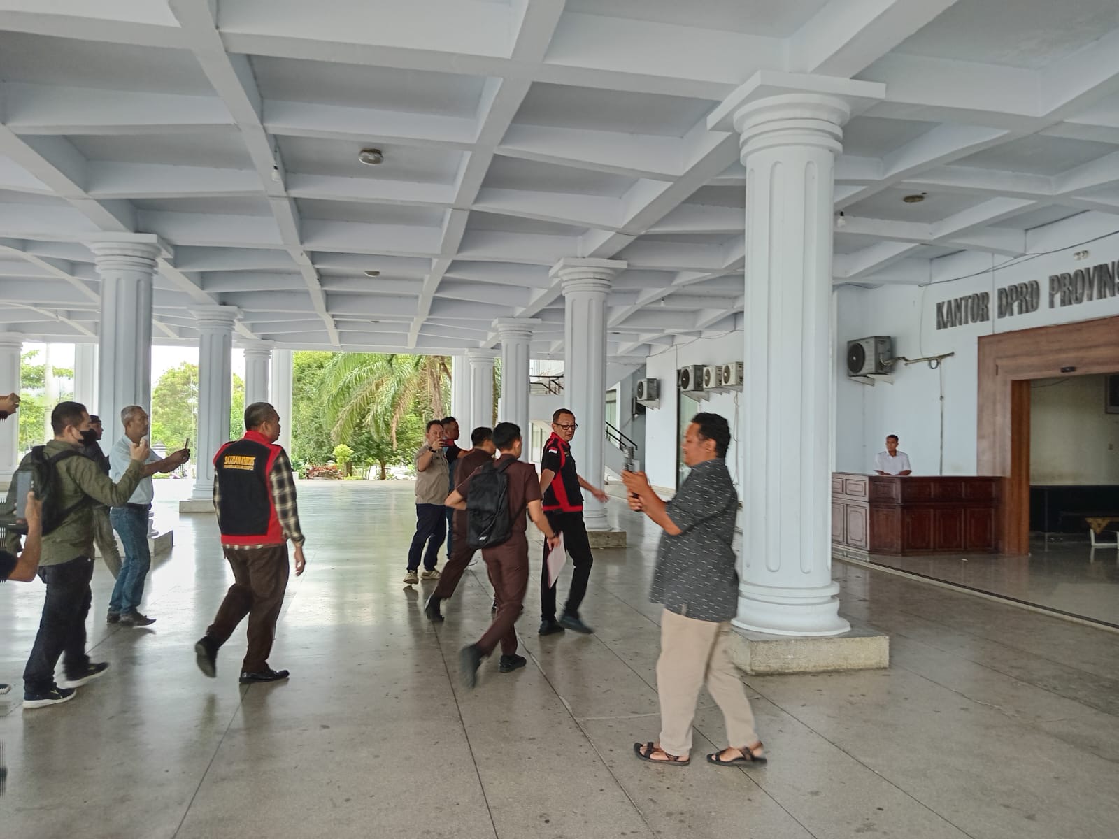 Kantor Setwan DPRD Provinsi Bengkulu Digeledah, Diduga Terkait Dana Perjalanan Dinas ASN yang Belum Dibayar