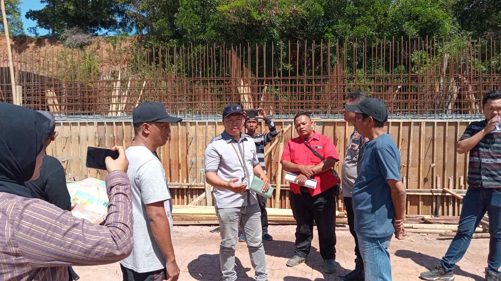 Sengketa Berlanjut, Ahli Waris Pasang Kawat Berduri di Lahan Proyek Dinas PUPR Provinsi Bengkulu
