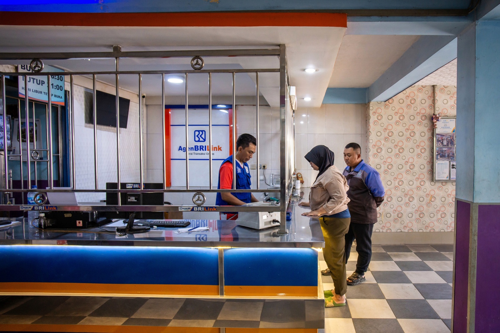 Makin Diandalkan Masyarakat, Dalam 6 Bulan AgenBRILink Bukukan Transaksi Rp843 Triliun dari 1,22 Juta Agen