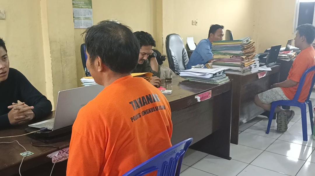 ASN Bengkulu Utara Ditangkap Polisi saat Asyik Judi Sabung Ayam