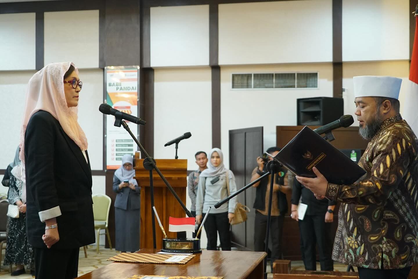 Gubernur Helmi Hasan Lantik Komisaris Non Independen Baru Bank Bengkulu 