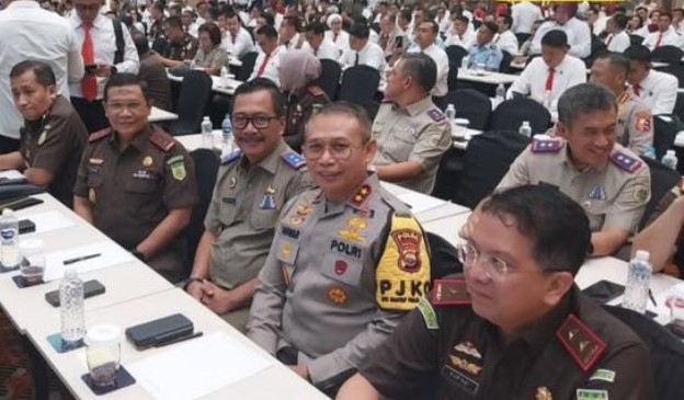 Penanganan Ratusan Kasus Pidum dan Pisus, Kejati Bengkulu Terima PIN Emas dari Kementerian ATR BPN