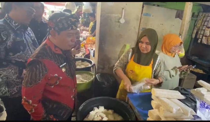 Program 'Belanjo Rame-Rame', Pemkot Bengkulu Kerahkan ASN Ramaikan Pasar Minggu dan PTM