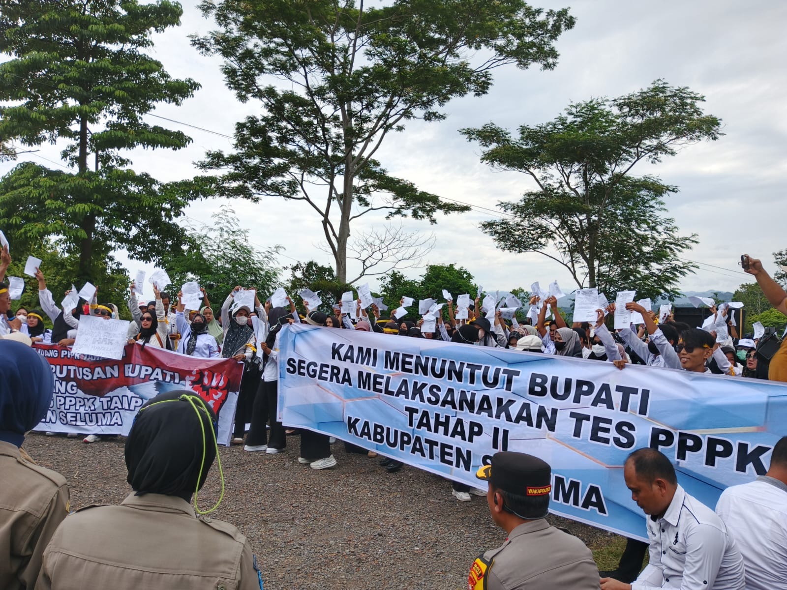Nasib Tak Pasti, Tenaga Honorer Seluma Desak Bupati Buka Suara soal Seleksi PPPK Tahap II