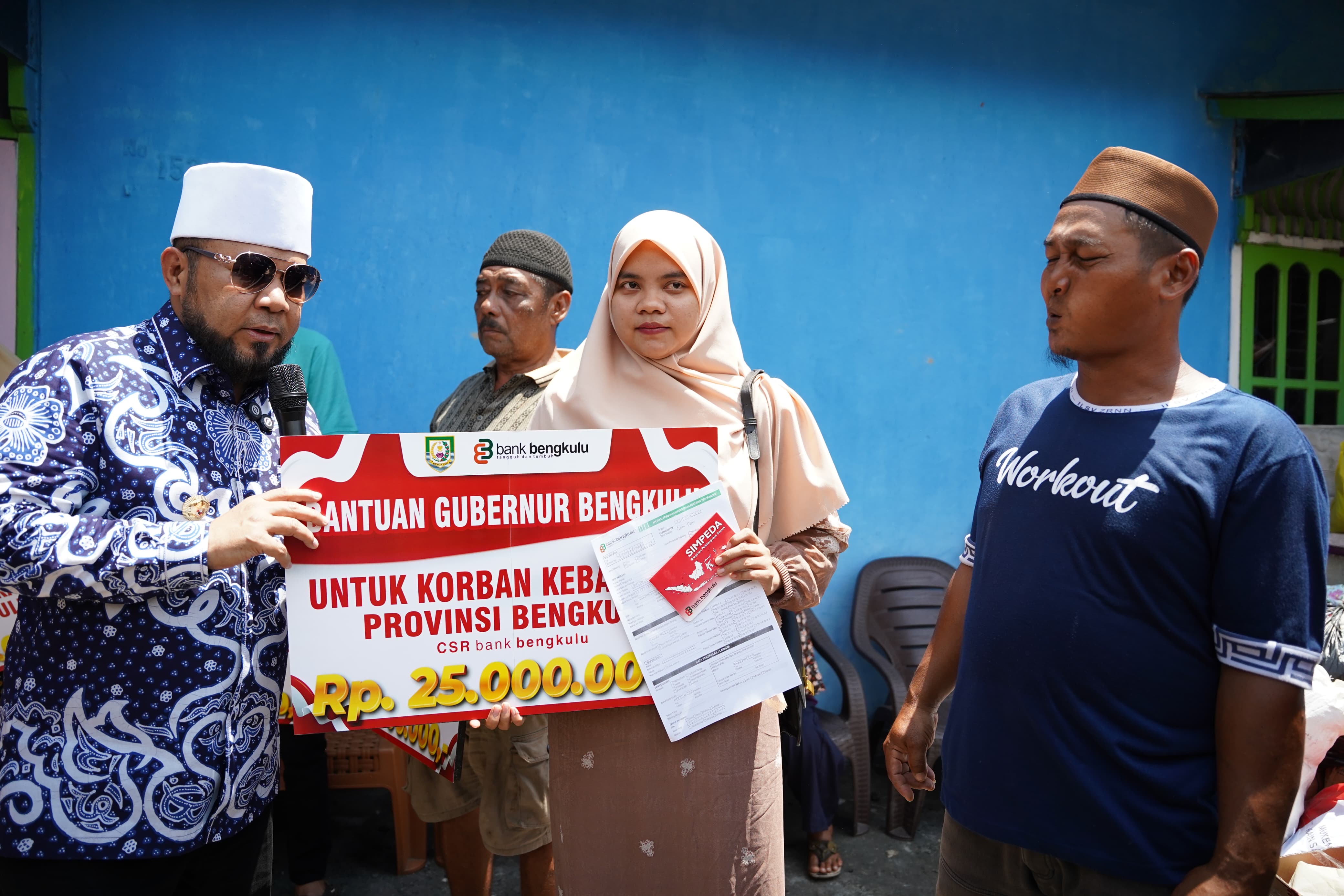 Gubernur Helmi Hasan Komitmen Berikan Bantuan ke Warga Terkena Musibah 