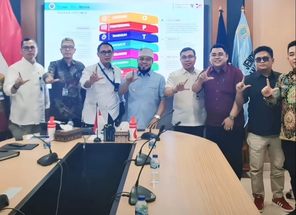 Gubernur Helmi Hasan Kunjungi Kementerian Perhubungan Bahas Pengerukan Alur Pelabuhan Pulau Baai 