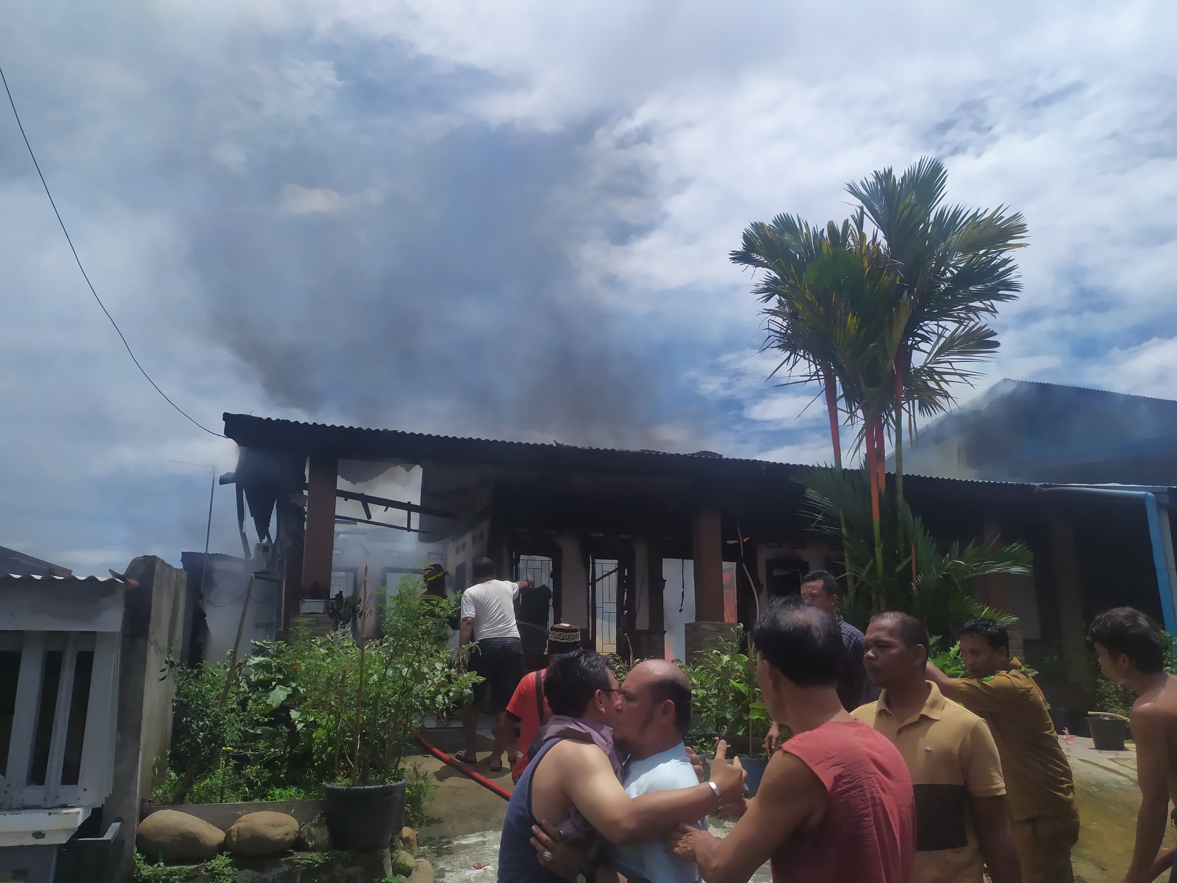 Siang Bolong, 1 Rumah di Anggut Dilalap Si Jago Merah 
