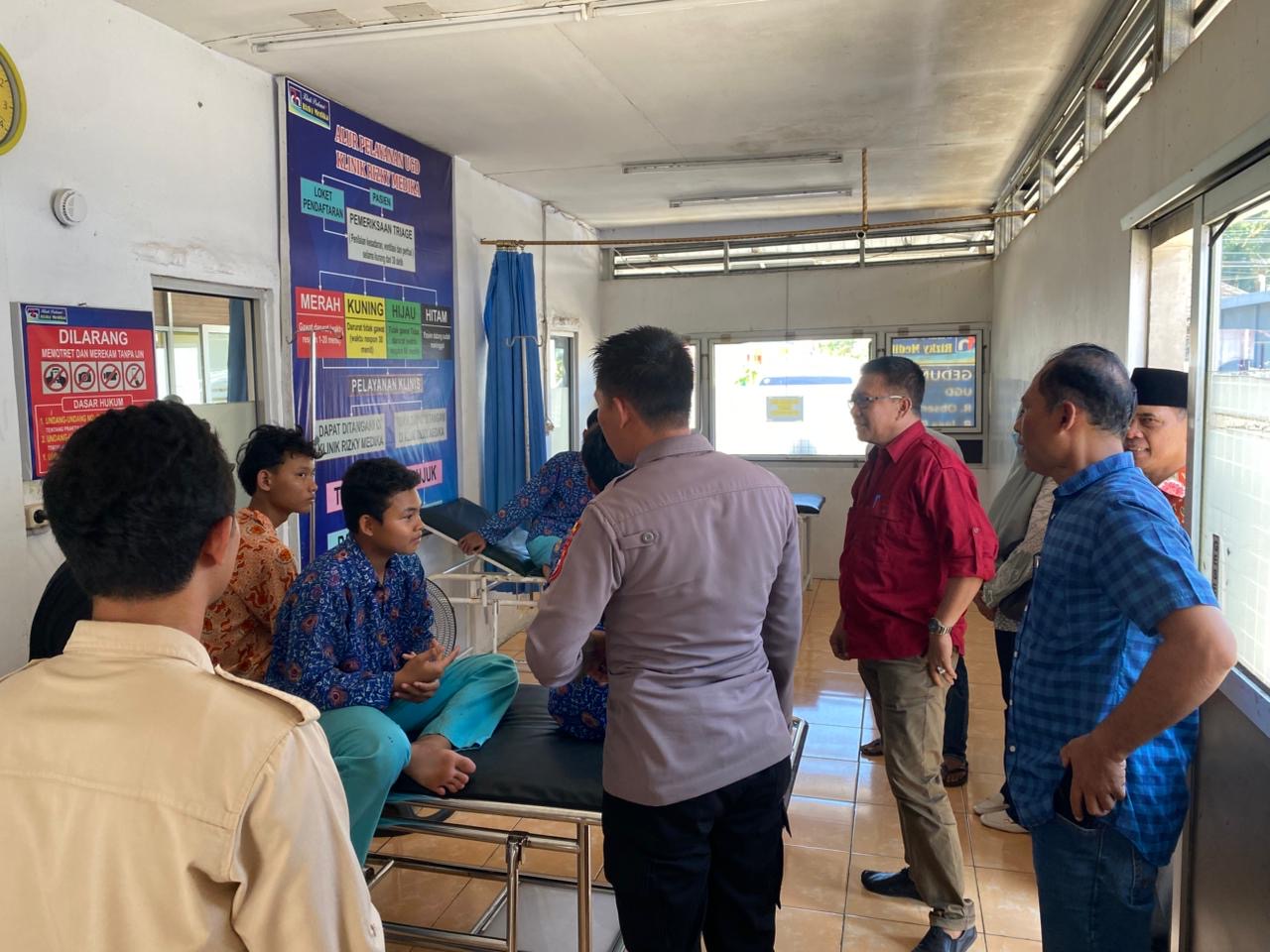 Diduga Keracunan Menu MBG, 7 Pelajar SMP di Bengkulu Tengah Dilarikan ke Klinik