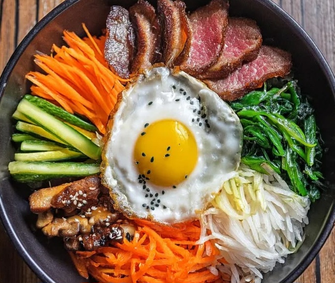 Lezat dan Sehat, Ini Rekomendasi Makanan ala Korea yang Perlu Dicoba