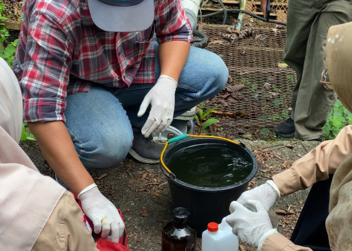 DLHK Bengkulu Selatan Ambil Sampel Limbah PT BSL di 4 Titik, Hasil Laboratorium Jadi Penentu