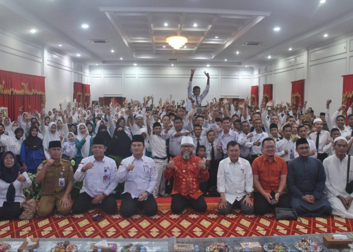 Jusuf Kalla dan Helmi Hasan Motivasi Ribuan Siswa SMK Bengkulu di Retret Akbar Merah Putih