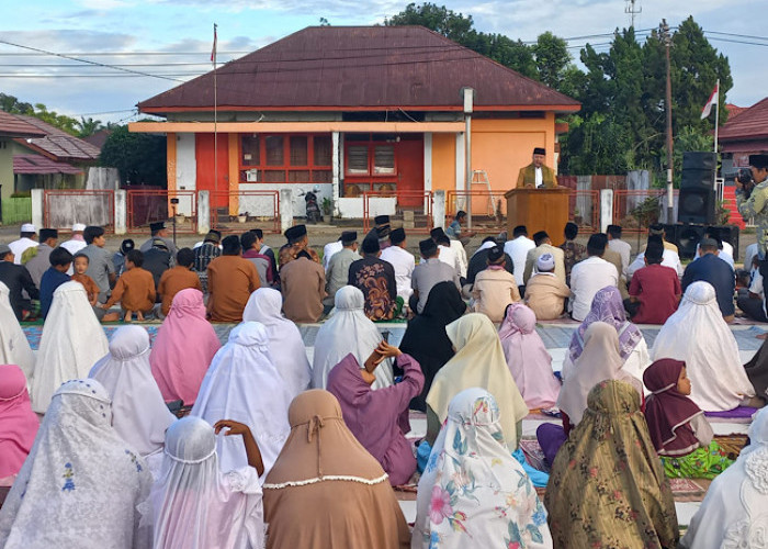 Gubernur Salat Idul Adha di Alun-alun Kota Tais, Bersama Warga Muhammadiyah Seluma