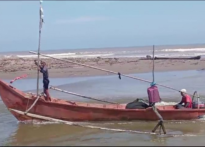 Gelombang Pasang, Tangkapan Nelayan di Bengkulu Tengah Menurun Drastis