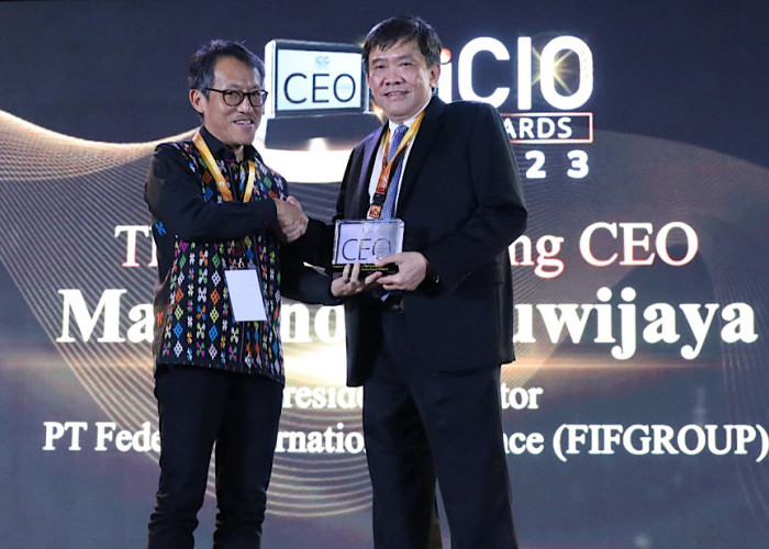 iCIO Award 2023, CEO FIFGROUP Raih The Most Inspiring CEO