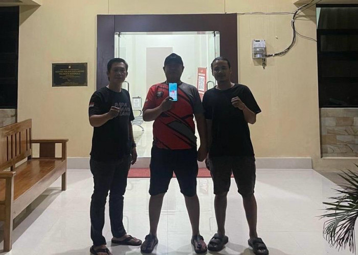 Ngaku Tak Tahu Barang Curian, Pria Ini Ditangkap Usai Beli HP Murah Tanpa Surat