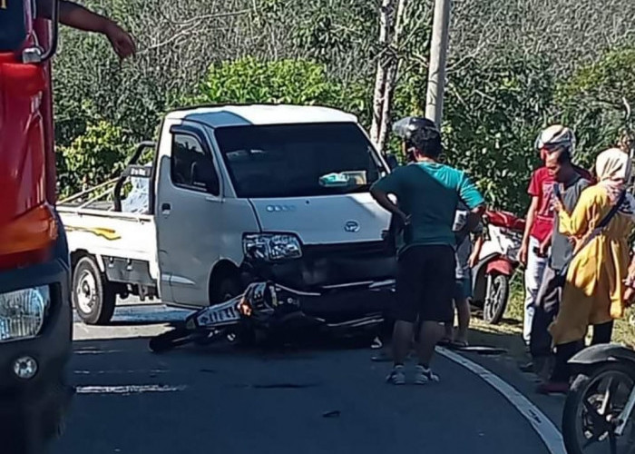 Laka Lantas di Jalan Lintas Bengkulu-Padang, Pengendara Honda CRF Tewas