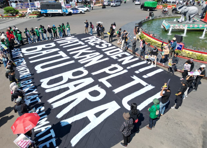 Peringatan Hari Bumi 2026, Aktivis Sumatera Tuntut Presiden Hentikan Operasional PLTU Batu Bara