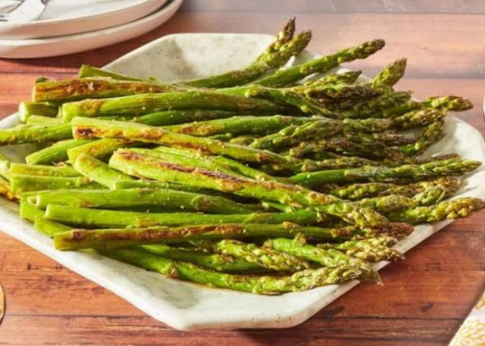 Tidak Disarankan! Ini 7 Efek Samping Berbahaya Mengonsumsi Asparagus Secara Berlebihan 