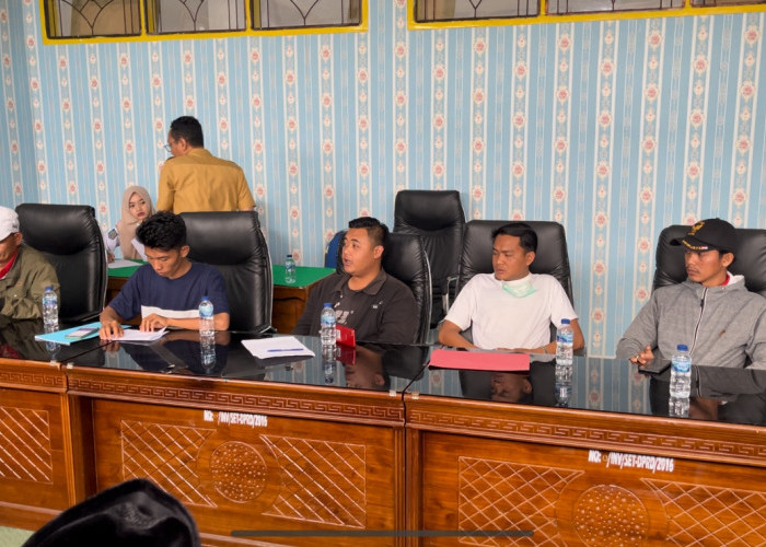 5 Pemuda Datangi DPRD Lebong, Minta Usut Batalnya Pilkades Serentak