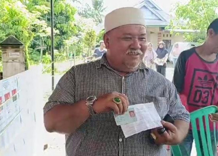 Usai Berikan Hak Suara, Rifa'i Tajuddin: Siapapun Pemenangnya, Itulah Bupati Masyarakat Bengkulu Selatan