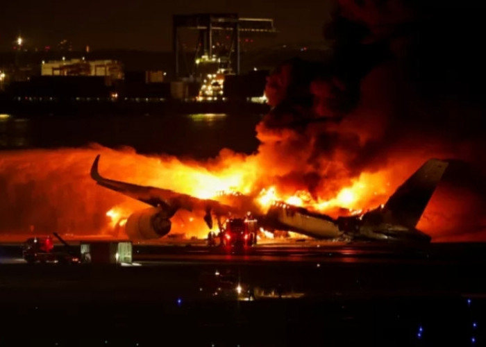 Mengejutkan! Pesawat Japan Airlines Terbakar di Bandara Haneda Tokyo, Ini Penyebabnya 