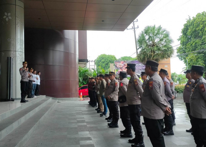 Polresta Bengkulu Lakukan Pengamanan Rapat Pleno Rekapitulasi Hasil Perolehan Suara Pilkada 