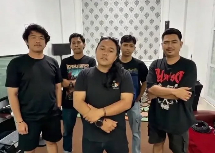 AURORA Band Lokal Manna Siap Guncang Panggung Gebyar Semarak Merah Putih Bengkulu Selatan