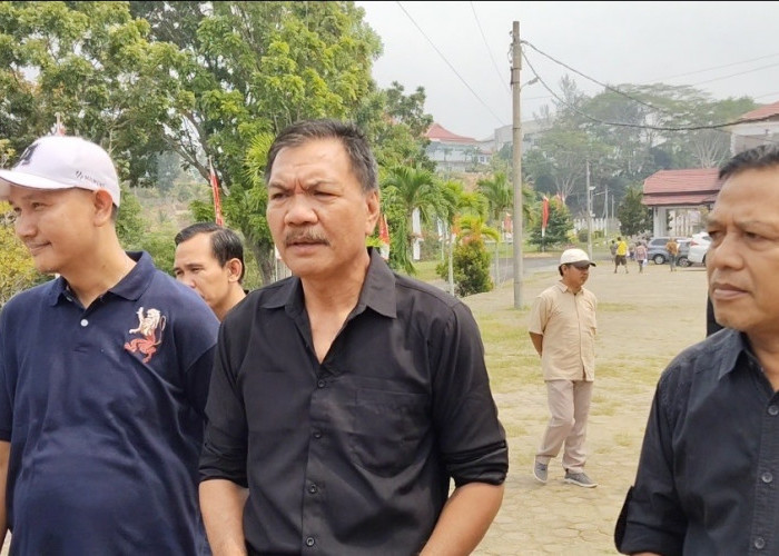 Bupati Seluma Dikabarkan Absen RDP 2 September, Tenno Heika Pertanyakan Keseriusan Pemkab