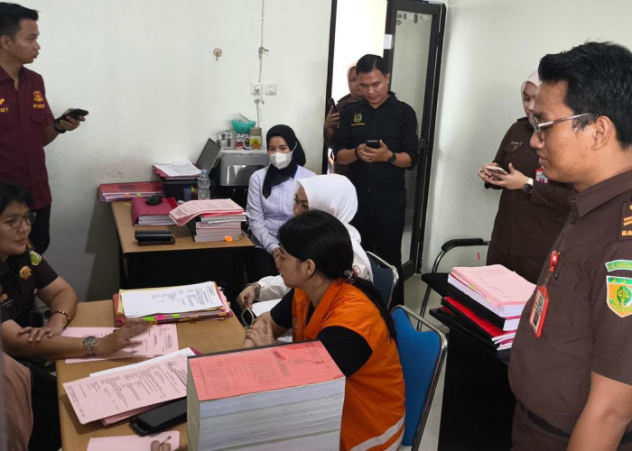 Kasus Investasi Bodong: Cik Oboy Dilimpahkan ke Kejati Bengkulu, Terancam 15 Tahun Penjara