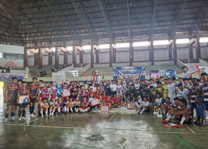 SMAN 1 Kota Bengkulu Pertahankan Gelar Juara Bergilir Rektor Cup II UniHaz 2026