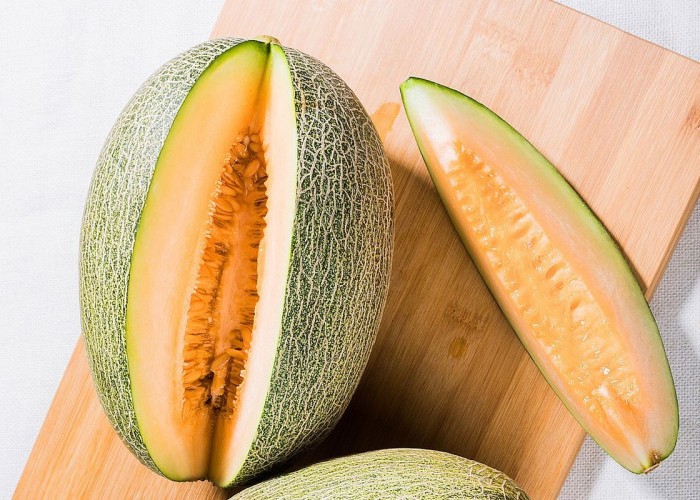 Segar! Ini 10 Manfaat Buah Blewah, Bagus untuk Kulit Bahkan Tekanan Darah