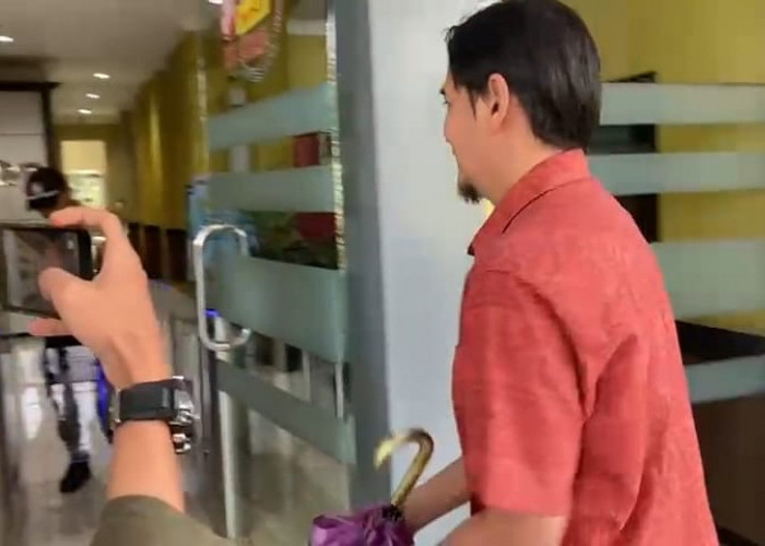 Ruang Kerja Disisir Kejaksaan, Manager PLTA Musi Enggan Komentar: Nanti Ya