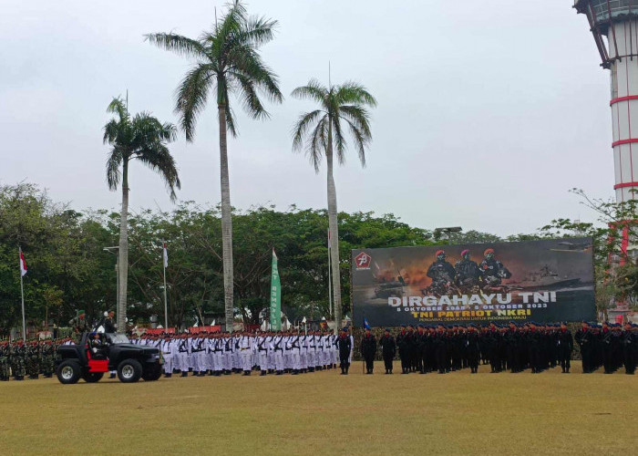 Danrem 041 Gamas Bengkulu Pimpin Upacara Peringatan HUT Ke 78 TNI di Gedung Daerah