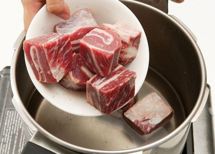 Inilah 8 Tips Mudah Merebus Daging, Dijamin Empuk dan Tidak Bau Dalam Waktu 30 Menit